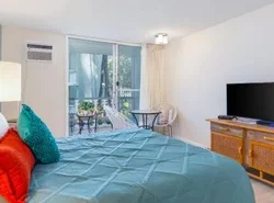 Kona Islander Inn 112