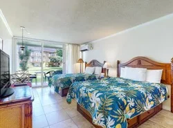 Islander on the Beach 121