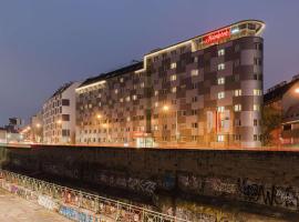Hampton By Hilton Vienna City West Orlando Tourists