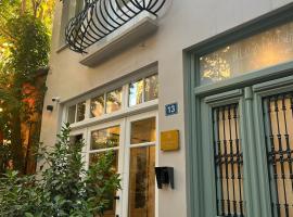 Belle Athenes - Luxury Rooms at Monastiraki Railway Station Orlando Tourists