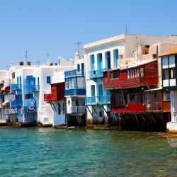 Mýkonos City Orlando Tourists