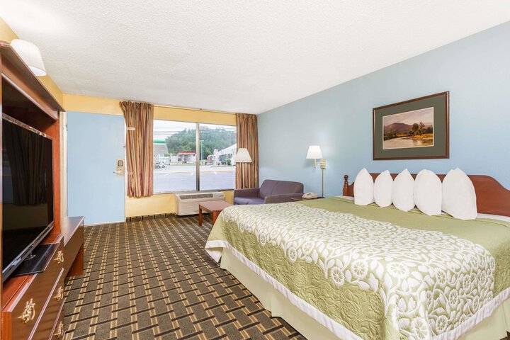 Days Inn By Wyndham Clayton - thumb 6