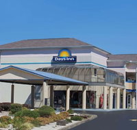 Days Inn by Wyndham Greeneville - Orlando Tourists