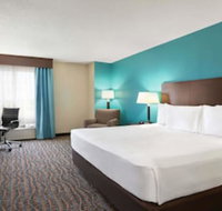 Baymont by Wyndham Evansville East - Orlando Tourists