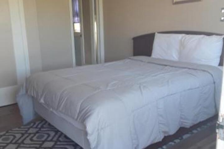 Eddys Motel - thumb 4