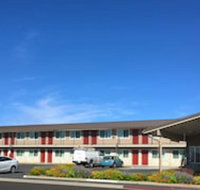 Super 8 by Wyndham Alturas - Orlando Tourists