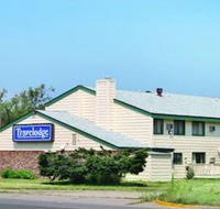 Travelodge by Wyndham Valleyfair Shakopee - Orlando Tourists