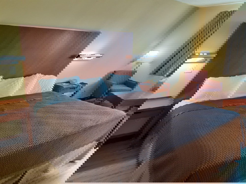 Rodeway Inn - thumb 2