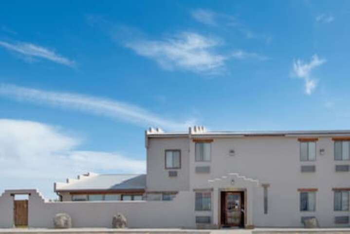 Super 8 By Wyndham Taos - thumb 0