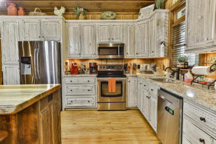 EAGLES CREST Long Range Layered Mountain Views In Peaceful Neighborhood! - thumb 5