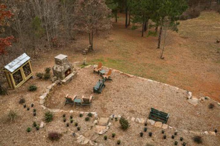 EAGLES CREST Long Range Layered Mountain Views In Peaceful Neighborhood! - thumb 6