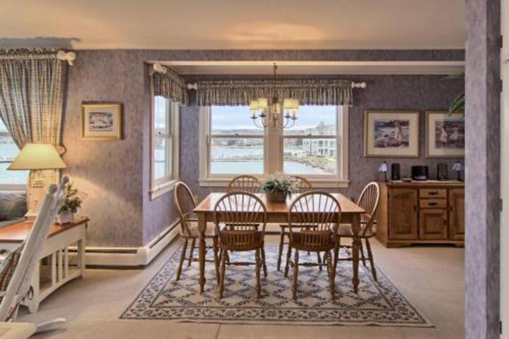 215 Water Street Inn - thumb 6