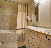 Emerald Mountain 28c 1 Bedroom Condo - Orlando Tourists