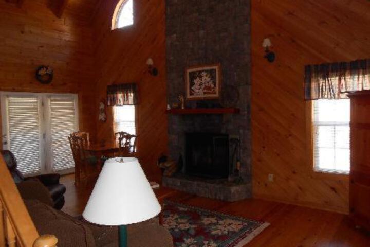 Magnolia Cabin At Blairsville Cabin - thumb 6