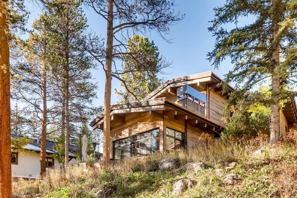 1-184 West Meadow Drive - thumb 2
