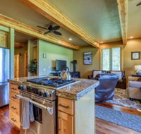 Shiner Creek Retreat - Orlando Tourists