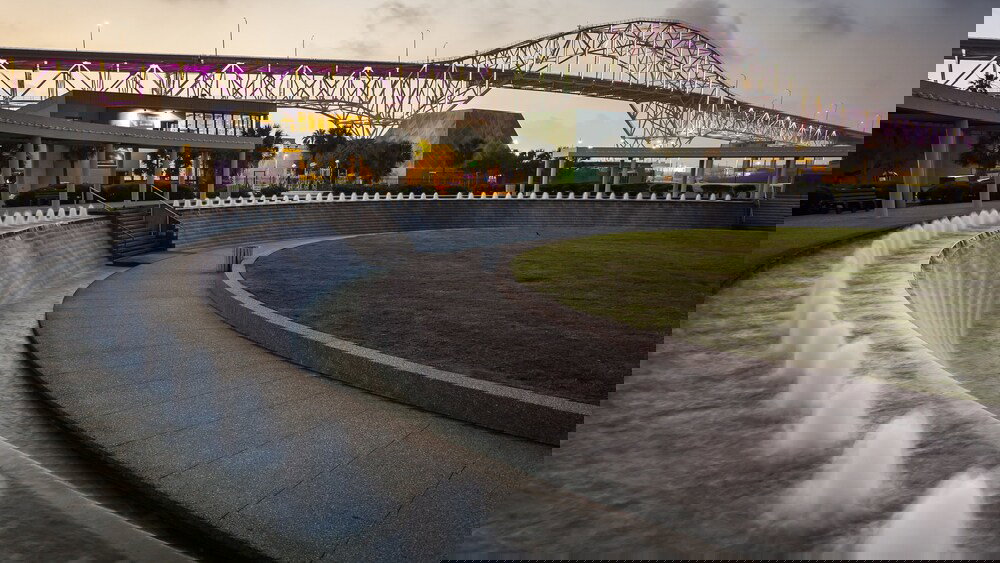 New Listing! Fortuna Bay Canalside W/ Views 2 Bedroom Condo - thumb 0