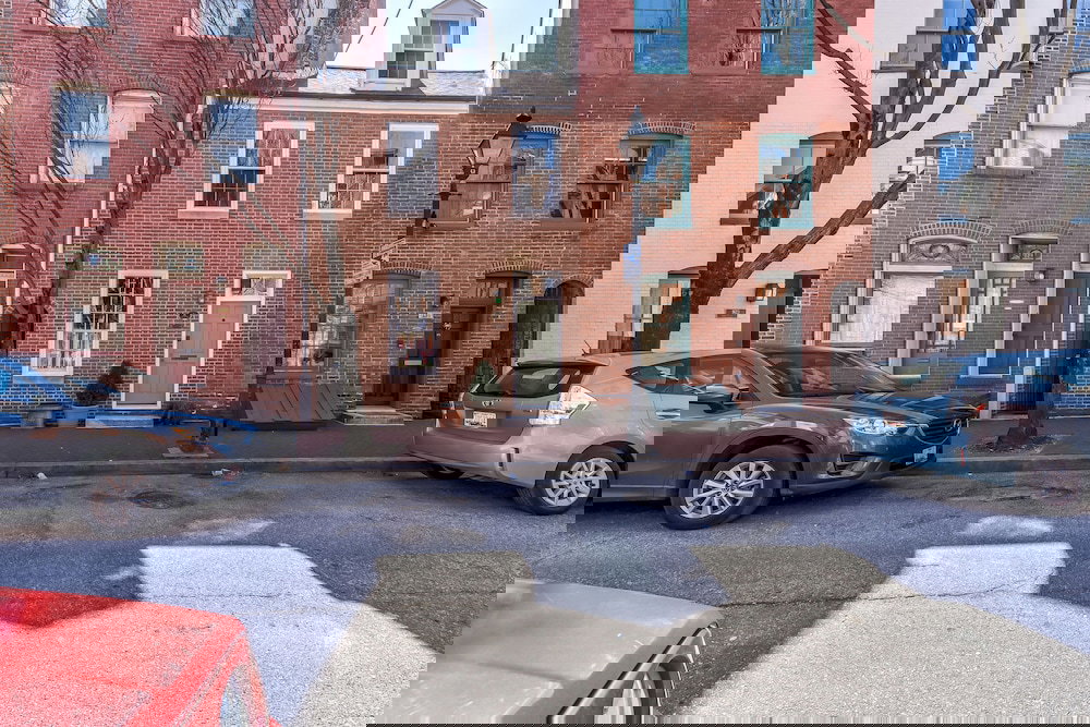 Historic Fells Point Home Steps From Waterfront - thumb 5