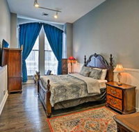 Elegant St. Louis Condo Walk to Busch Stadium - Orlando Tourists