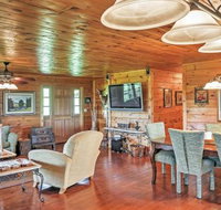 4BR Riceville Mountain Cabin w / Wraparound Porch - Orlando Tourists