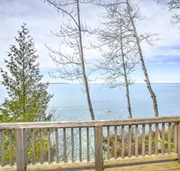 Gorgeous Charlevoix Home on Lake Michigan - Orlando Tourists