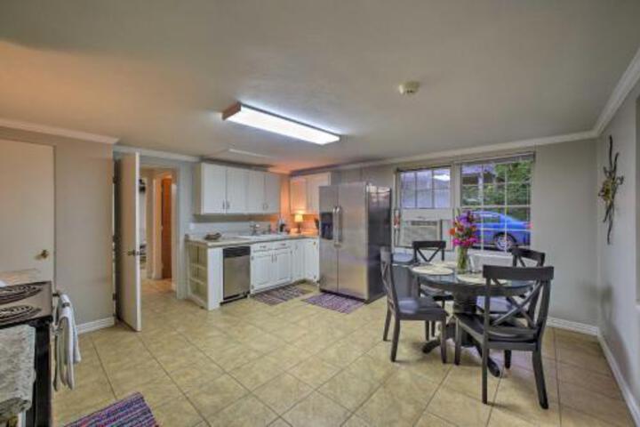 Fayetteville Condo 2 Blocks To Dickson Street! - thumb 0