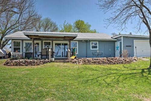 Bluffton Home W / Fire Pit Backyard Beach & Lake! - thumb 6
