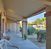 Cozy Apache Junction Condo w / Views  Shared Pool - Orlando Tourists