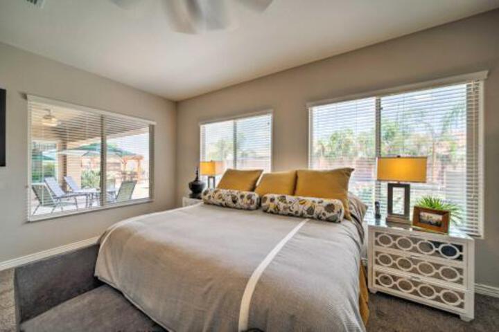 Chic Surprise Home W / Pool Hot Tub & Putting Green - thumb 2