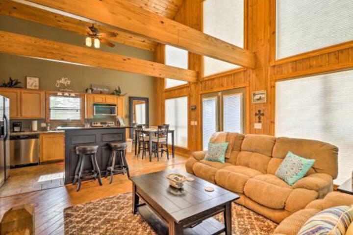 Lamar Cabin & Deck With Hot Tub Lake & Mtn Views - thumb 2