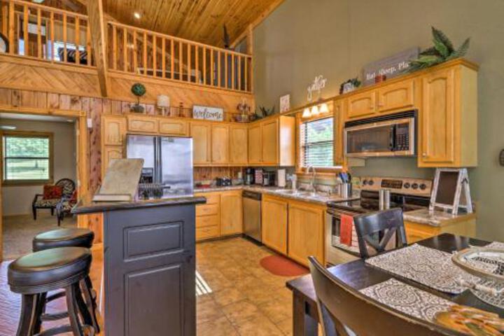 Lamar Cabin & Deck With Hot Tub Lake & Mtn Views - thumb 5