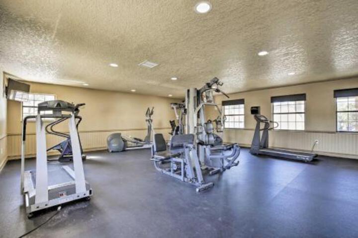 Tampa Townhome W / Pool Near Top Attractions! - thumb 2