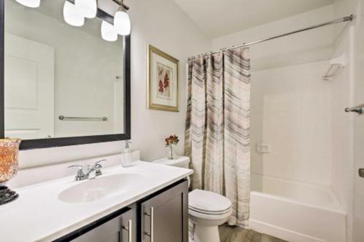 Tampa Townhome W / Pool Near Top Attractions! - thumb 5