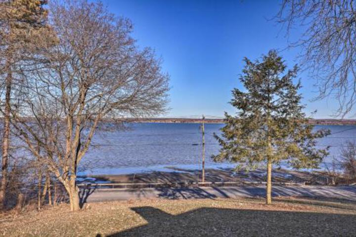 Renovated Cottage On Cayuga Lake Wine Trail - thumb 3