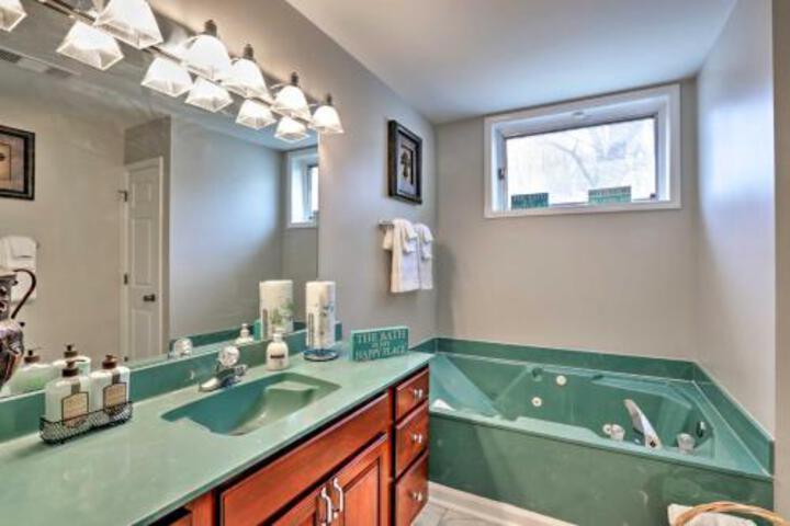Memphis Home On 20 Acres 10 Mi. To Downtown! - thumb 2