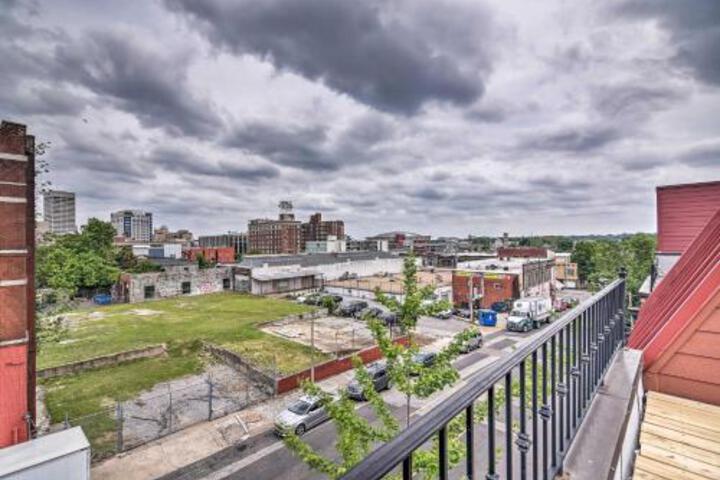 Memphis Townhome W / Rooftop Walk To Beale St. - thumb 3