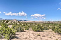 Secluded Ojo Caliente Home w / PatioMtn Views