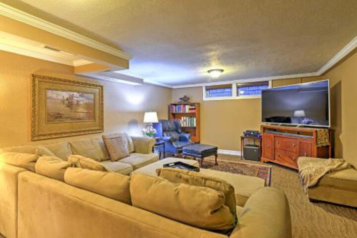 S Park Hill Apt Walking Distance To City Park! - thumb 0