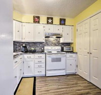 Charming Condo 2 Miles to Pinehurst Resort - Orlando Tourists