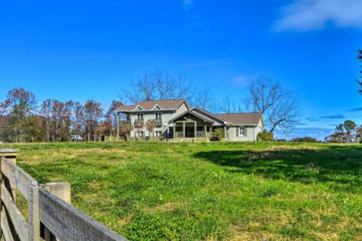 Serving Southern Charm: Clarkesville Retreat - thumb 4