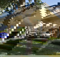 Hampton Inn Dallas- Addison - Orlando Tourists