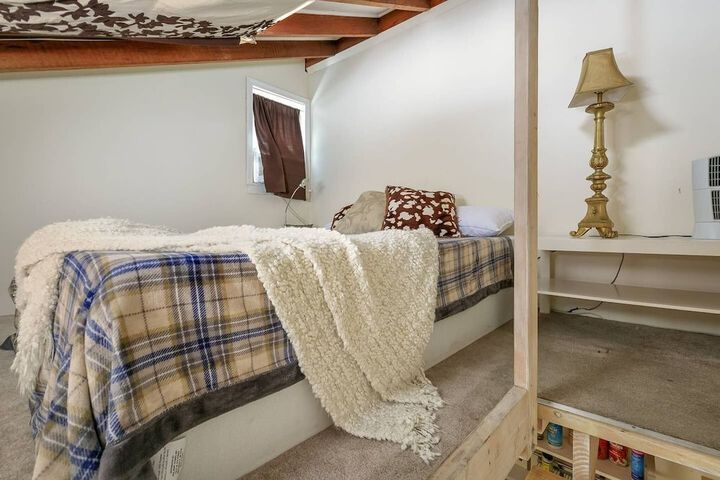 Unique Romantic 2br+loftatvenice Short / Long Stay 2 Bedroom Apts - thumb 3