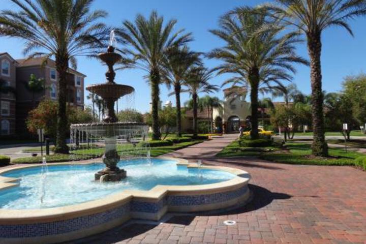 Universal Studios Area Apartment
