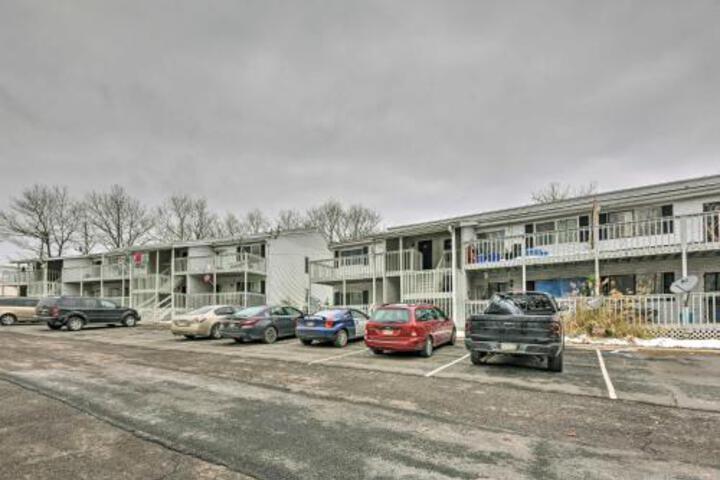 Mount Pocono Condo W / Balcony Near Casino! - thumb 3