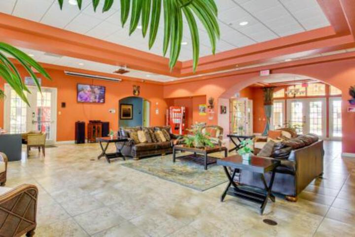 Oakwater Resort 7504