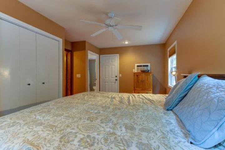 Hilltop Haven - thumb 3