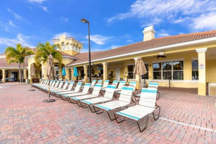 Shoreway Loop Unit 206 Condo - thumb 3