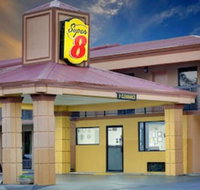 Super 8 by Wyndham Athens - Orlando Tourists