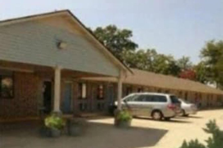 Executive Inn Of Mountain Home - thumb 1