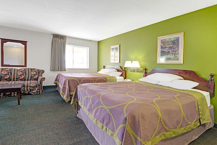 Super 8 By Wyndham De Soto - thumb 7